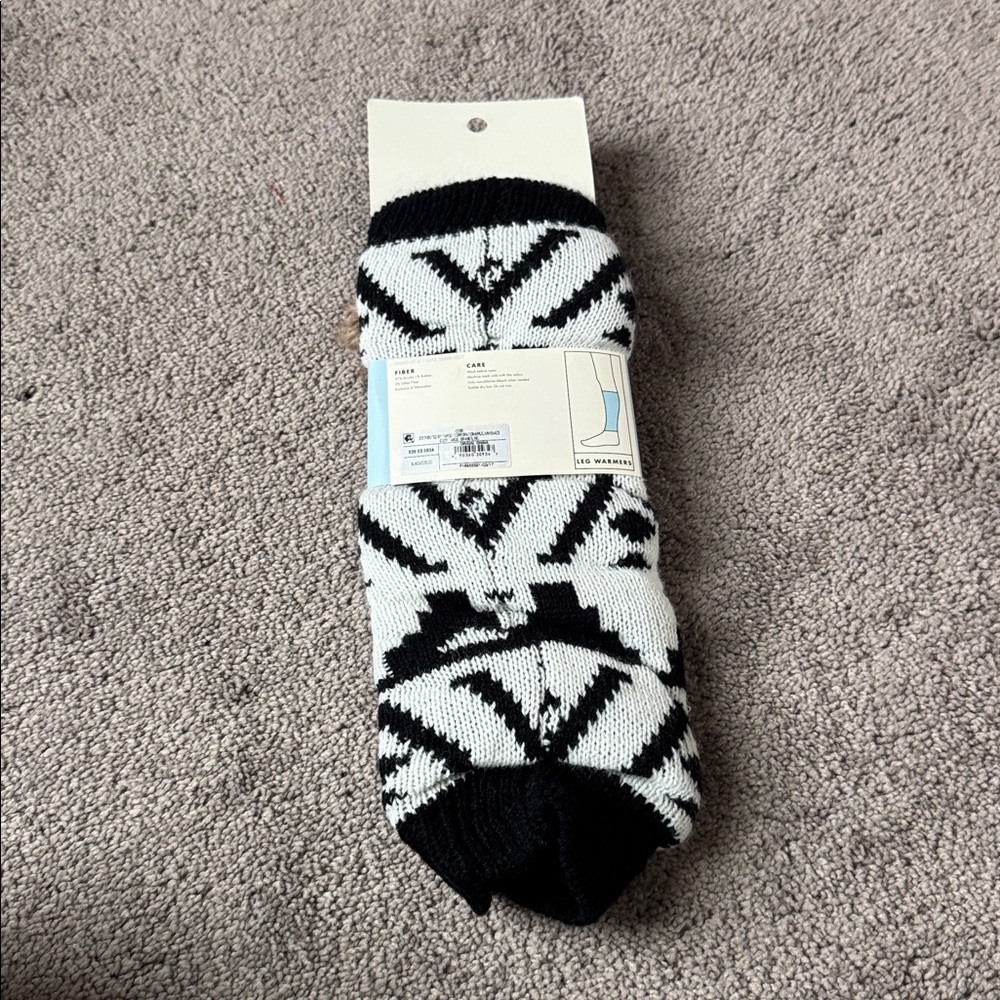 Cat & Jack Black/White Faux Fur Leg Warmers - Picture 3 of 4